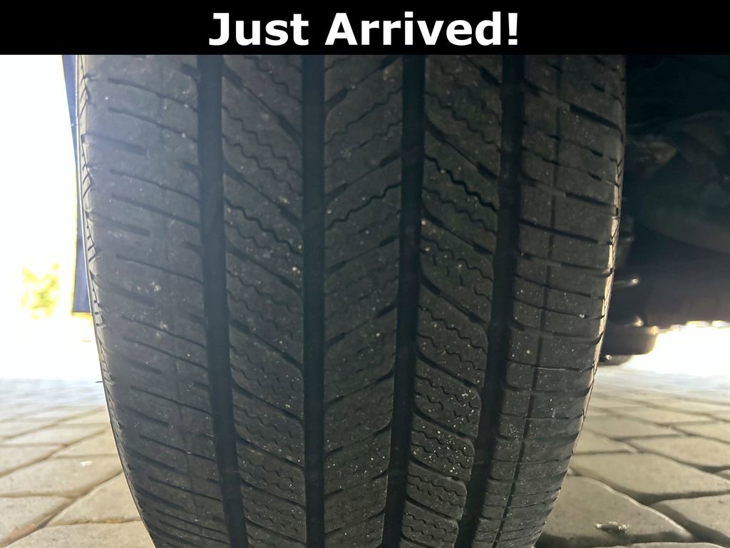 Certified 2024 Volkswagen Taos S image 36