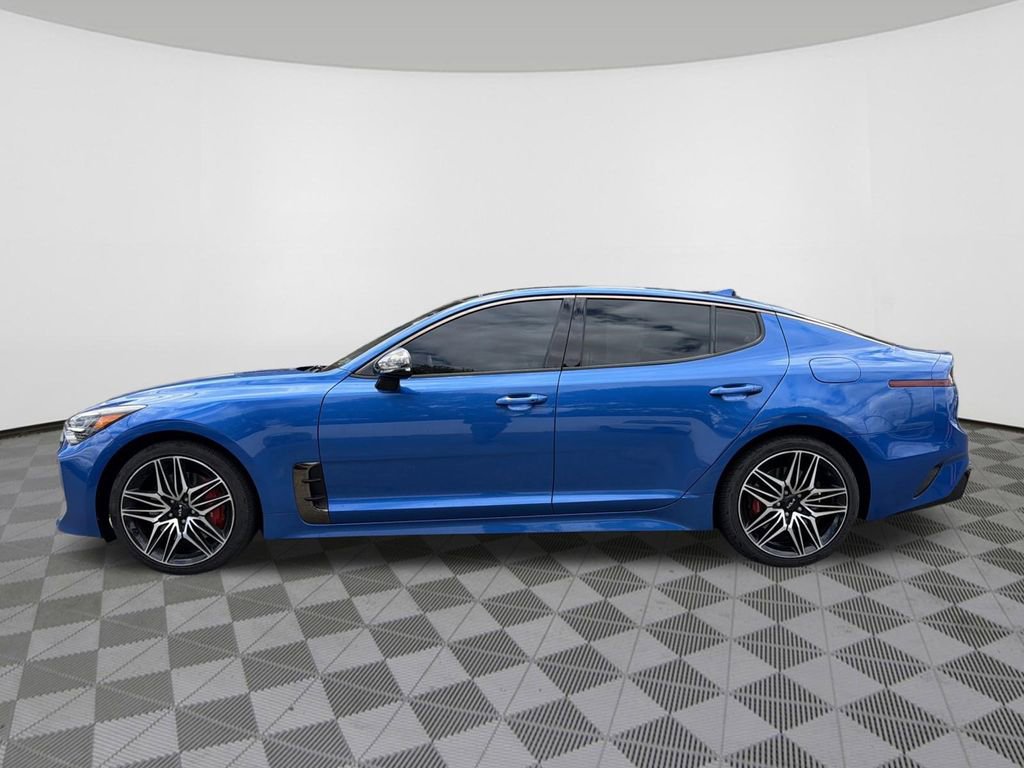 Used 2022 Kia Stinger GT1 AWD/4WD image 4