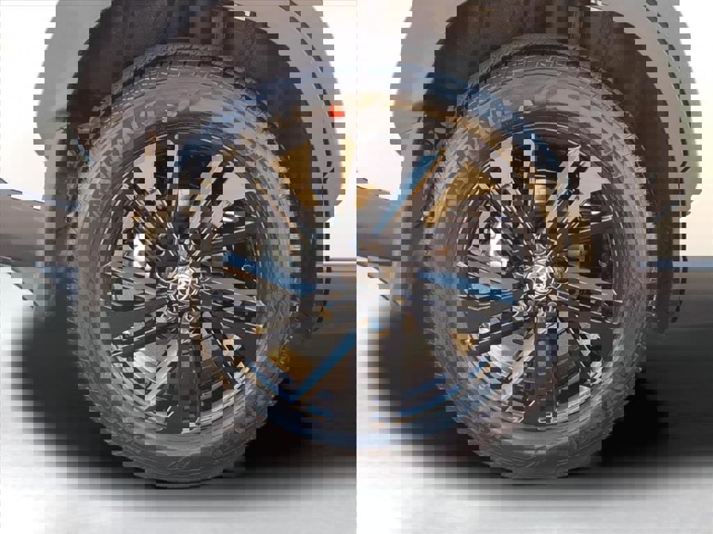 Certified 2026 Toyota Corolla Cross XSE w/ Convenience Package image 8