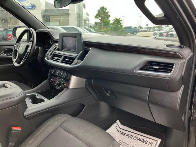 Used 2023 Chevrolet Suburban LS RWD image 12