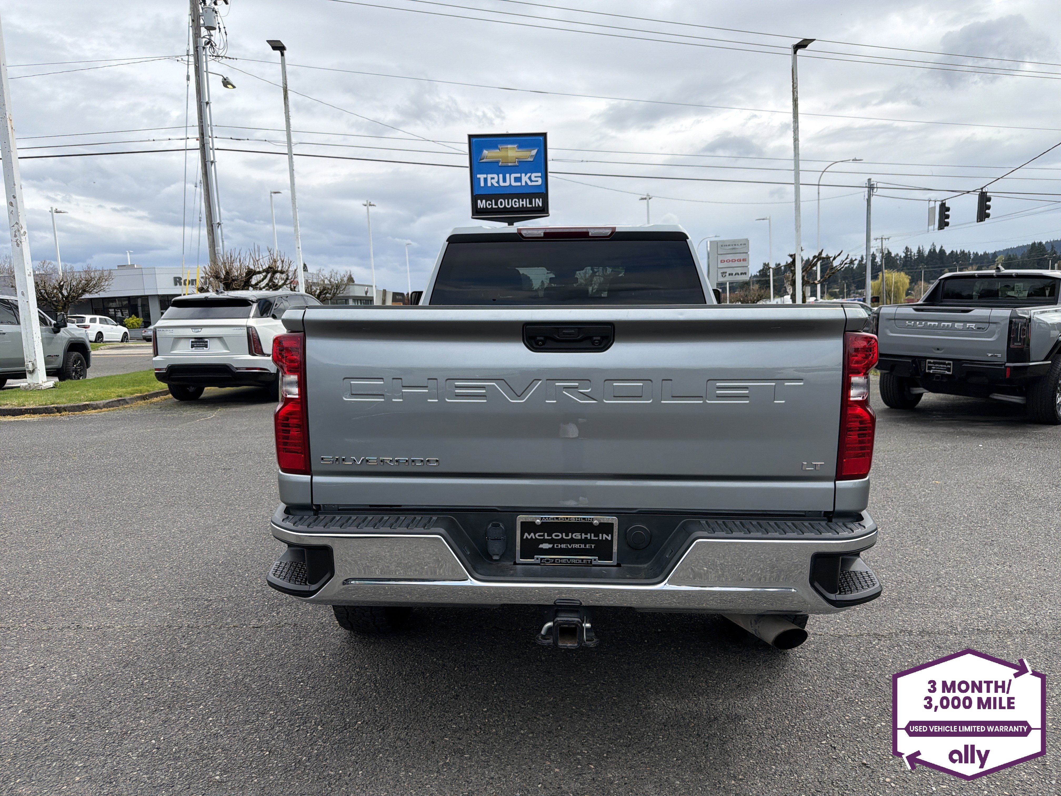 Used 2024 Chevrolet Silverado 2500 LT w/ Convenience Package image 4