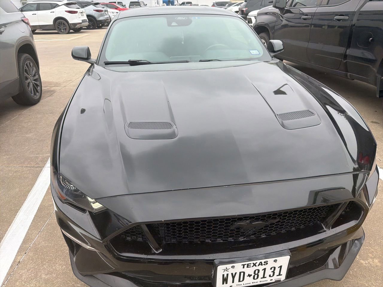 Used 2021 Ford Mustang GT Premium w/ Black Accent Package RWD image 3