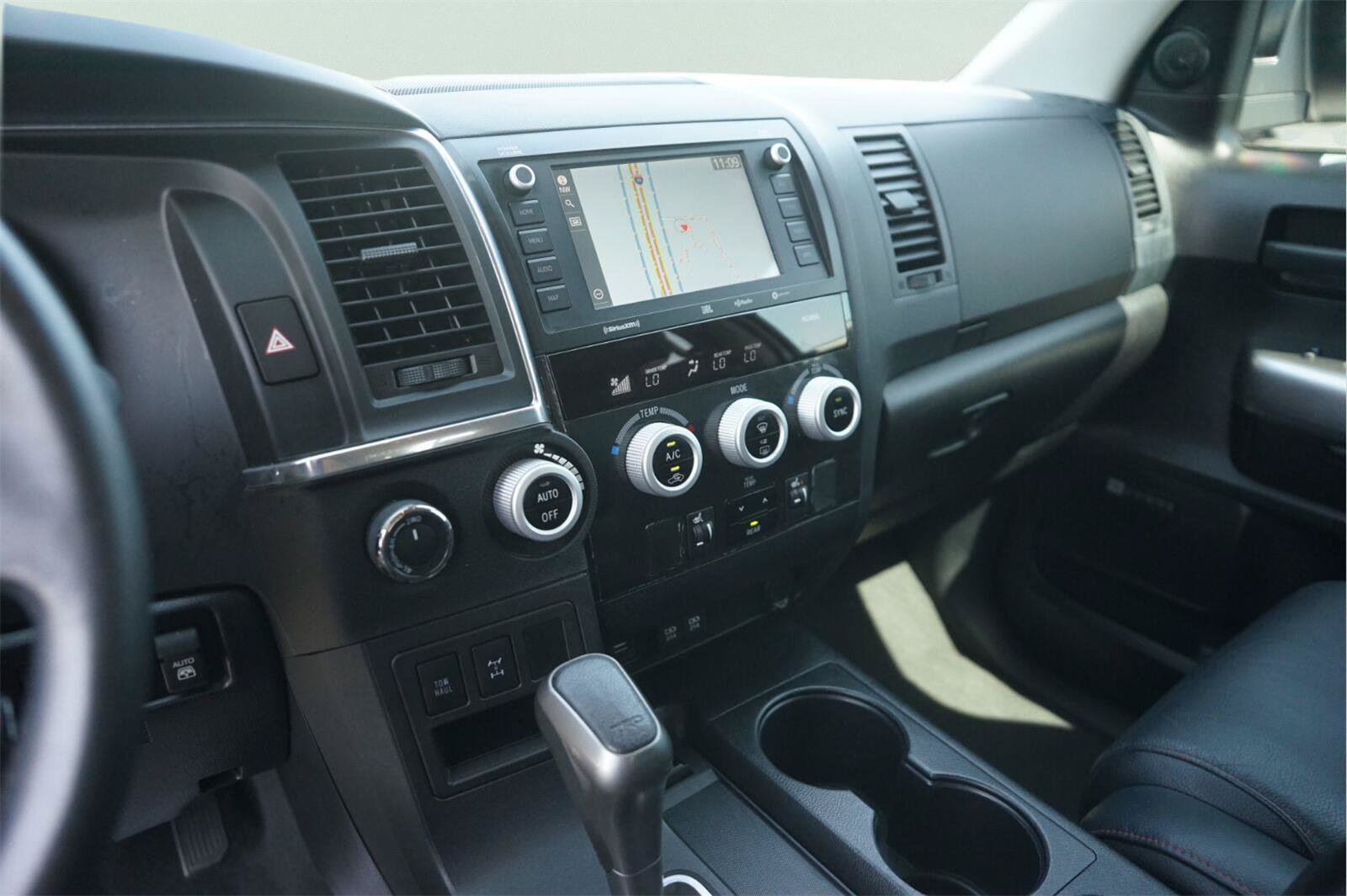 Used 2020 Toyota Sequoia TRD Pro AWD/4WD image 29