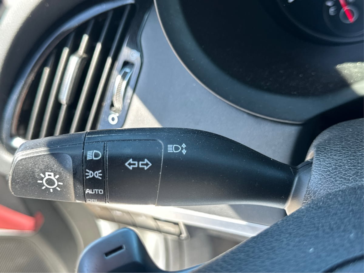 Used 2019 Kia Stinger GT2 AWD/4WD image 31