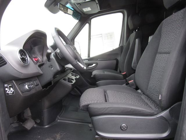 New 2025 Mercedes-Benz Sprinter 4500 image 10