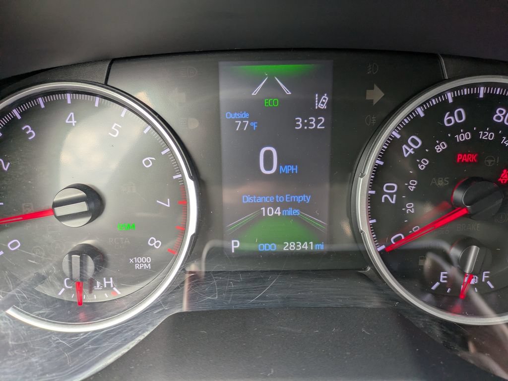 Used 2022 Toyota RAV4 XLE Premium AWD/4WD image 14