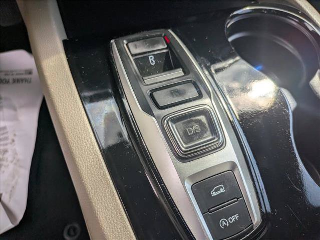 Certified 2017 Honda Pilot Touring image 12