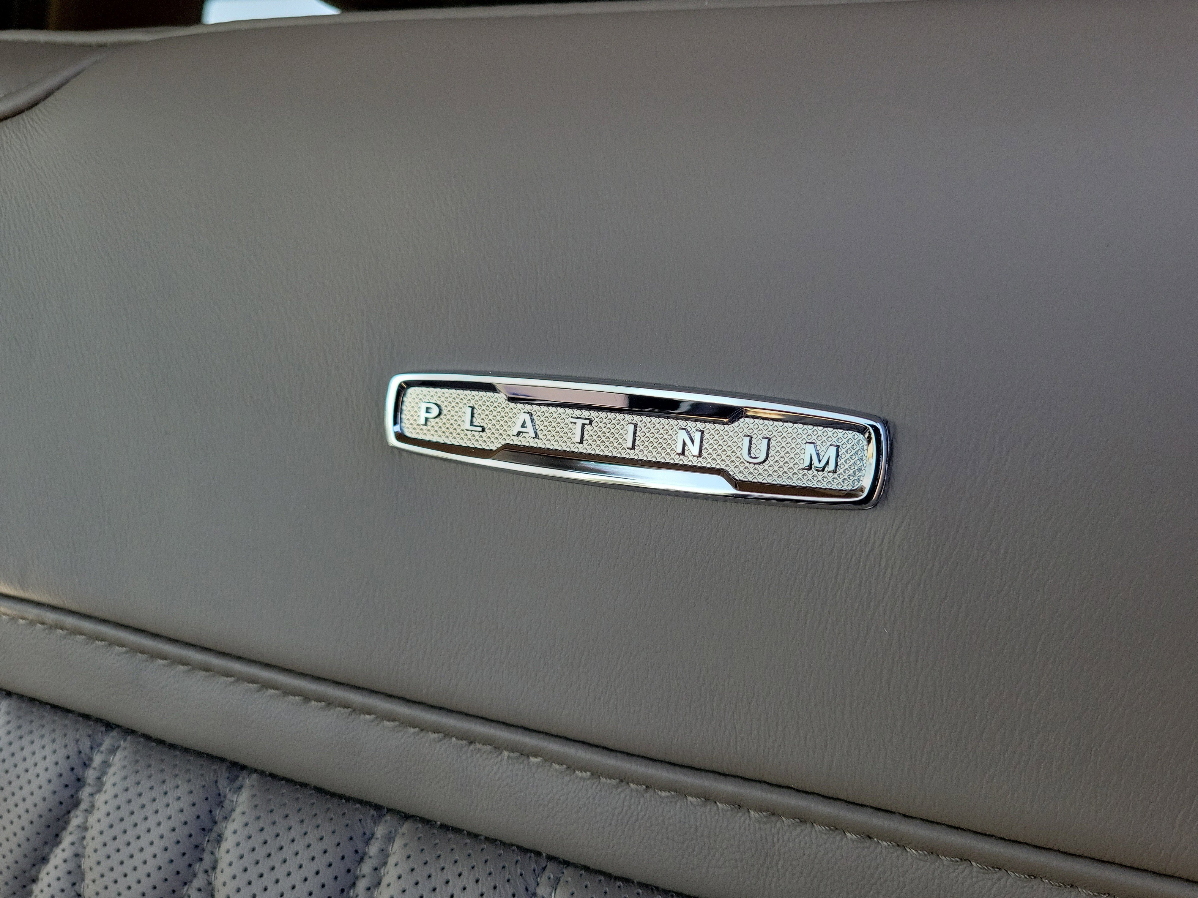 New 2026 Ford F350 Platinum w/ Platinum Plus Package image 13