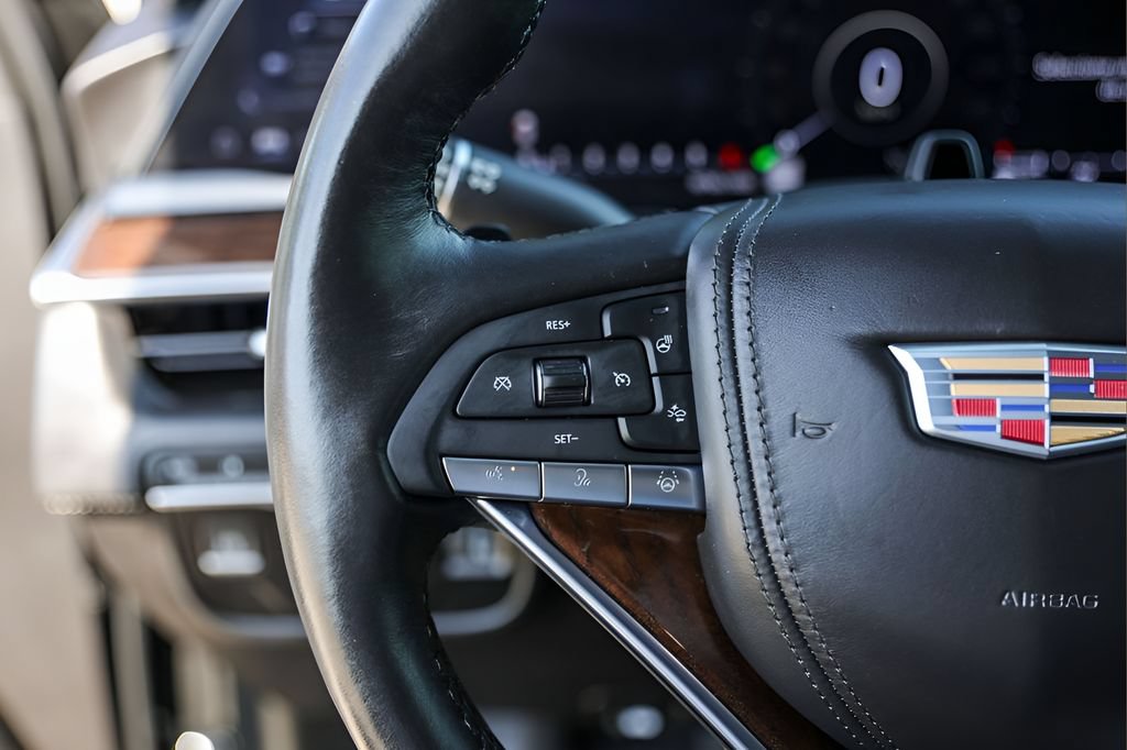 Used 2022 Cadillac Escalade Sport Platinum AWD/4WD image 14