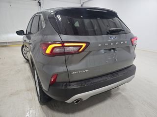 Used 2024 Ford Escape Active w/ Cold Weather Package FWD image 5