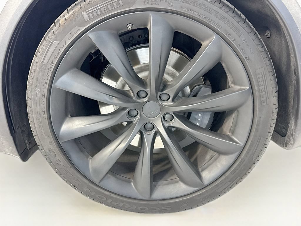 Used 2018 Tesla Model X 75D AWD/4WD image 32
