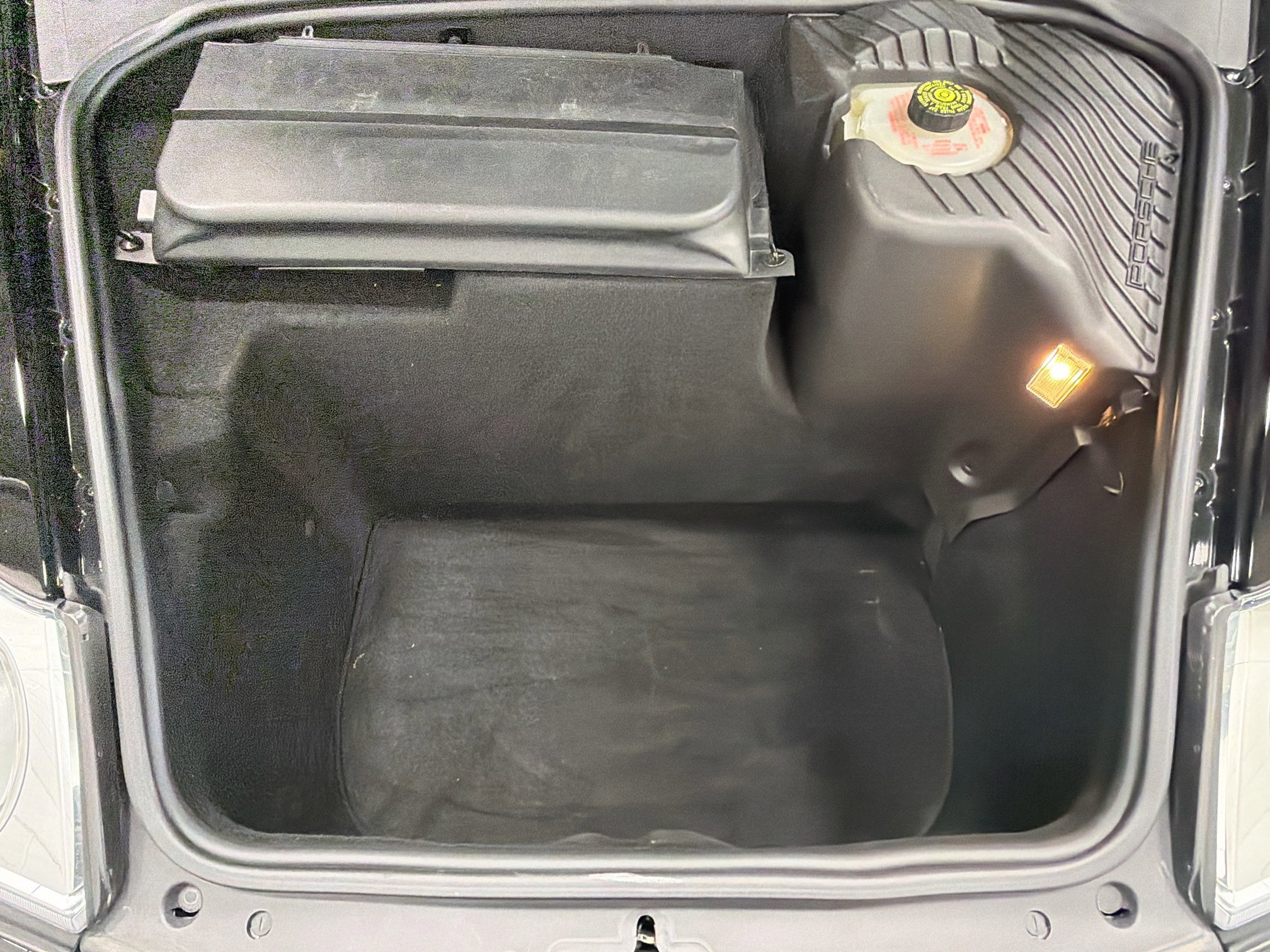 Used 2005 Porsche 911 Turbo AWD/4WD image 12