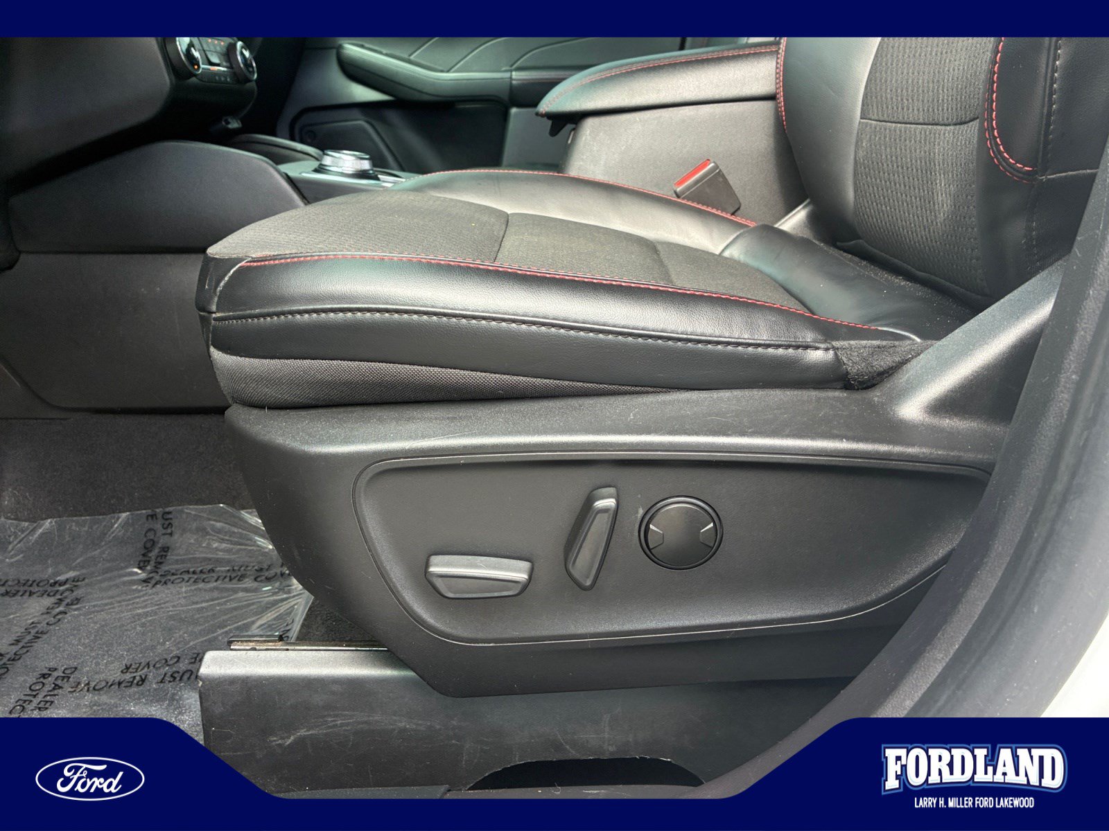 Used 2023 Ford Escape ST-Line AWD/4WD image 14