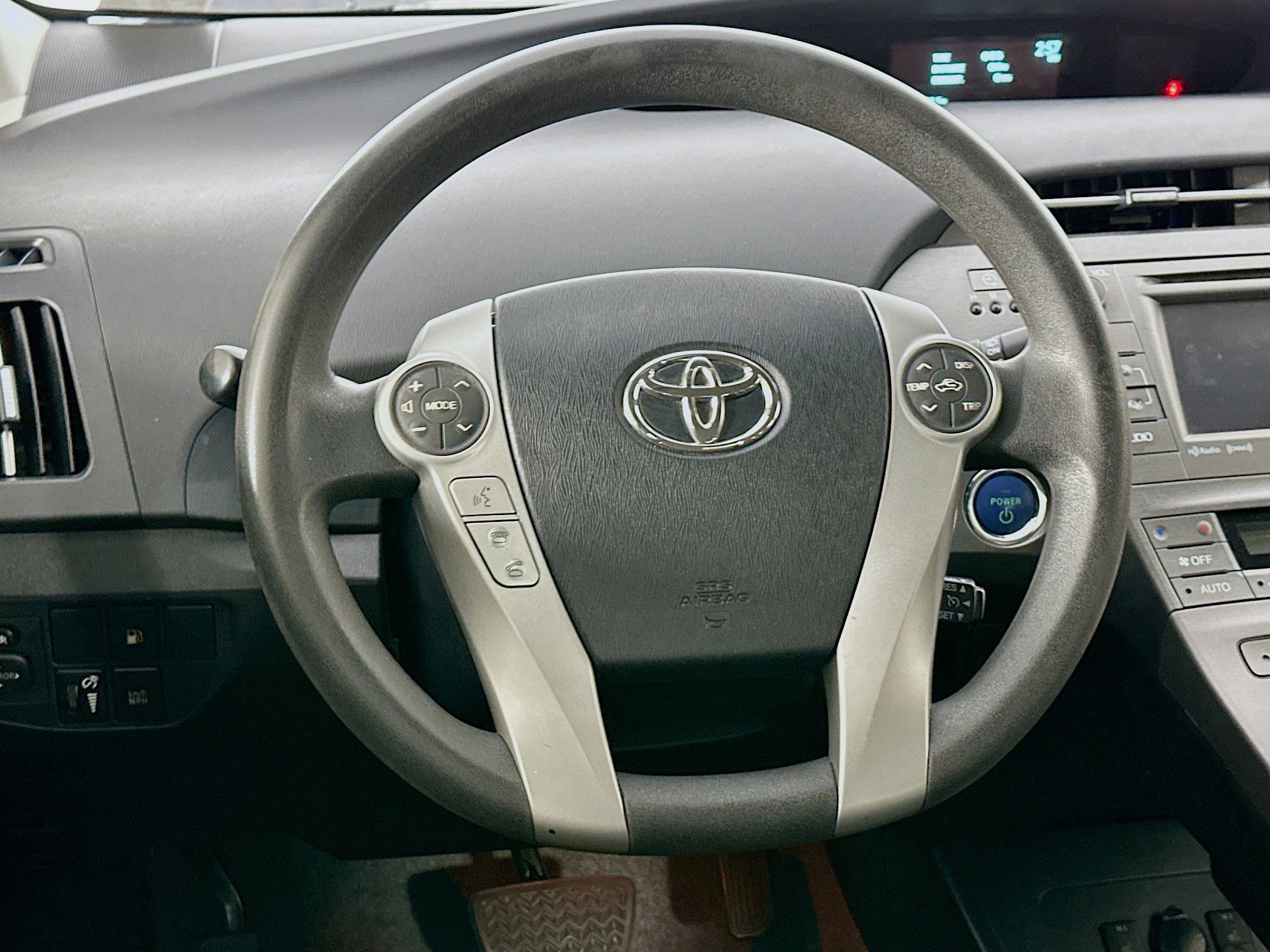 Used 2014 Toyota Prius Prime Plug-In Hybrid image 17