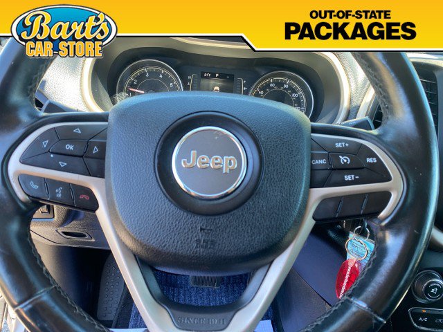 Used 2014 Jeep Cherokee Latitude FWD image 29