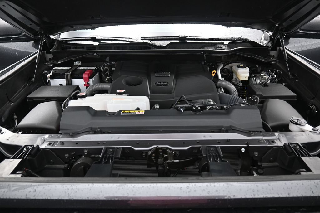 Certified 2026 Toyota Tundra SR5 AWD/4WD image 32