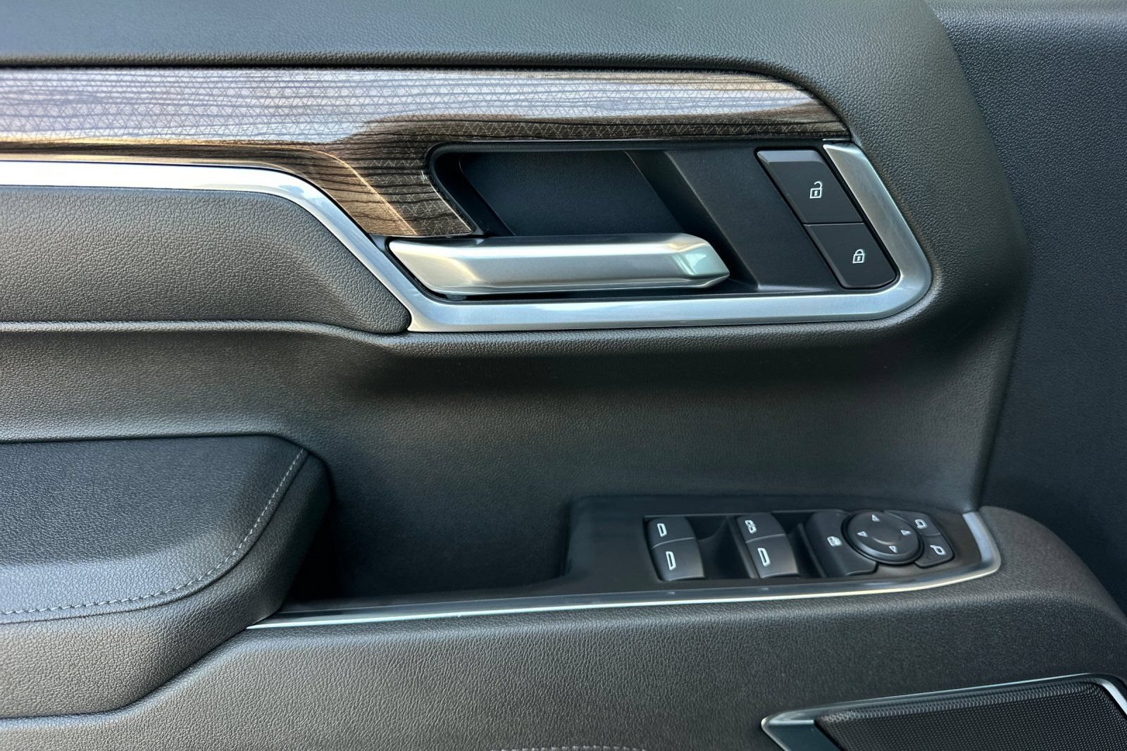 New 2026 Chevrolet Silverado 1500 RST w/ Protection Package AWD/4WD image 11