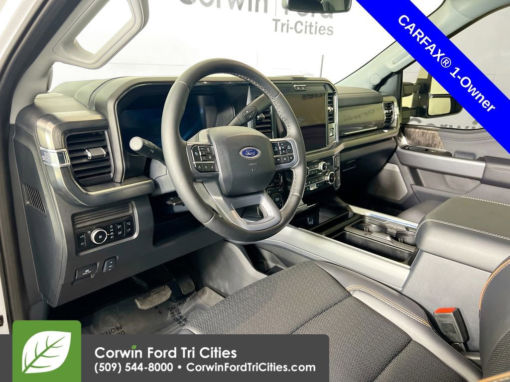 Used 2025 Ford F350 Lariat w/ Lariat Ultimate Package image 3