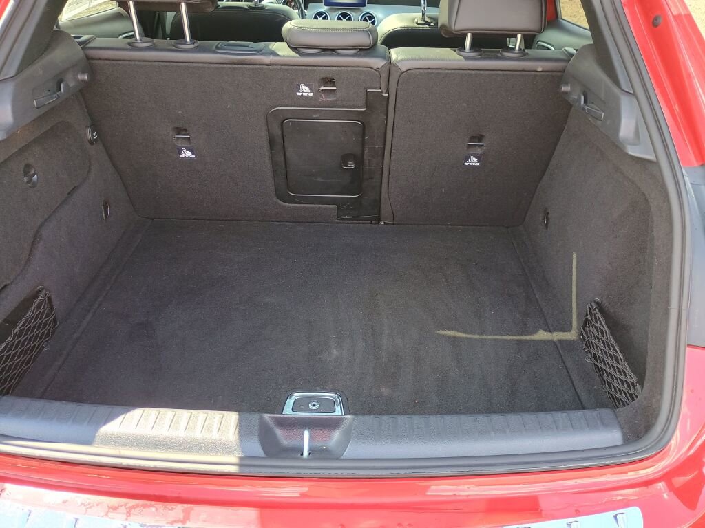 Used 2018 Mercedes-Benz GLA 250 4MATIC image 19