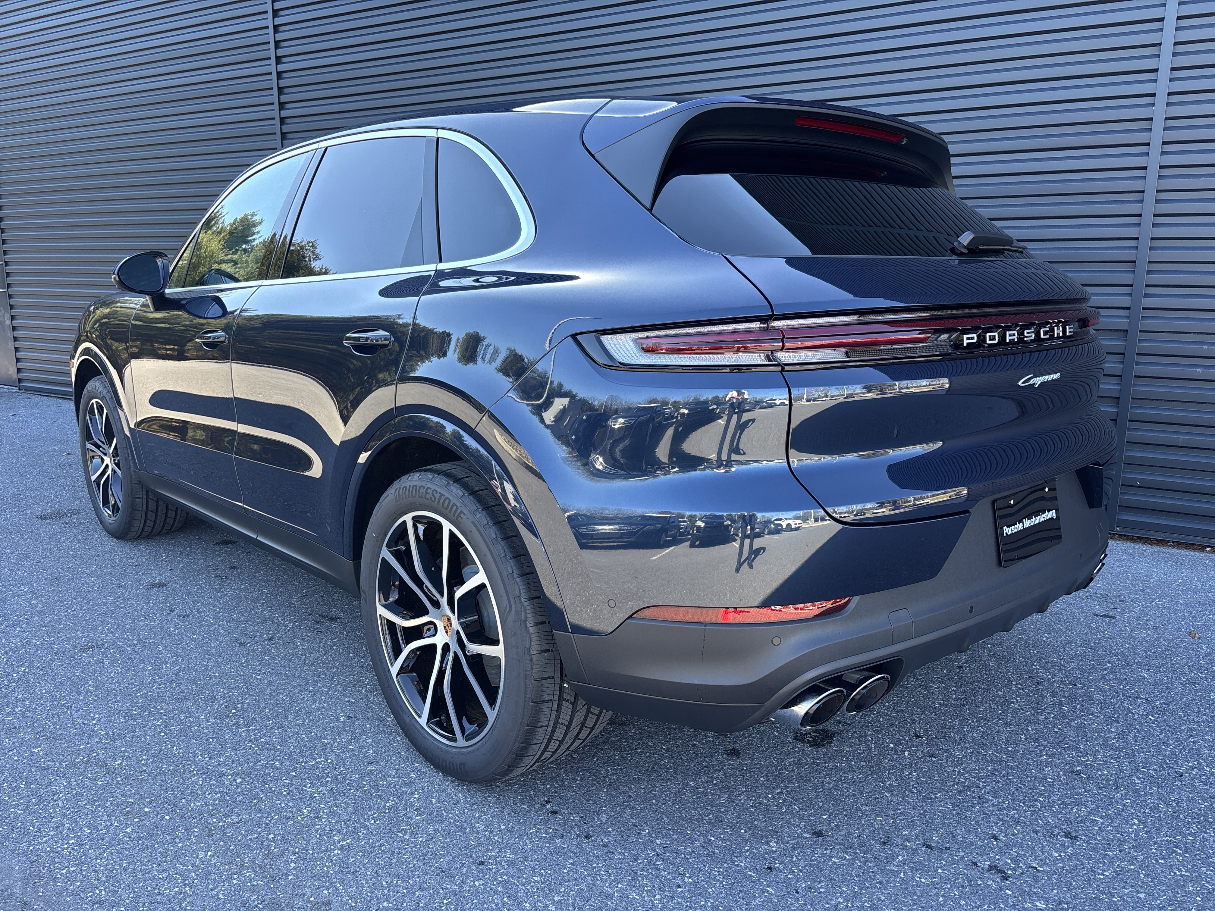 New 2026 Porsche Cayenne image 3