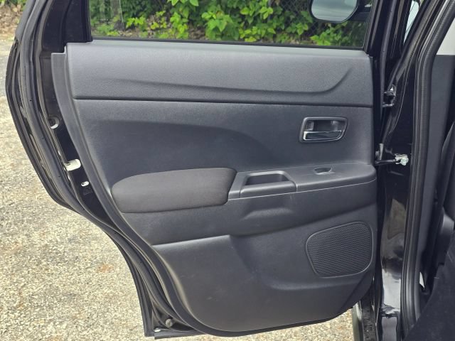 Used 2022 Mitsubishi Outlander Sport LE AWD/4WD image 12