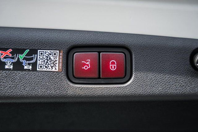 New 2026 Mercedes-Benz E 53 AMG e 4MATIC Sedan image 11