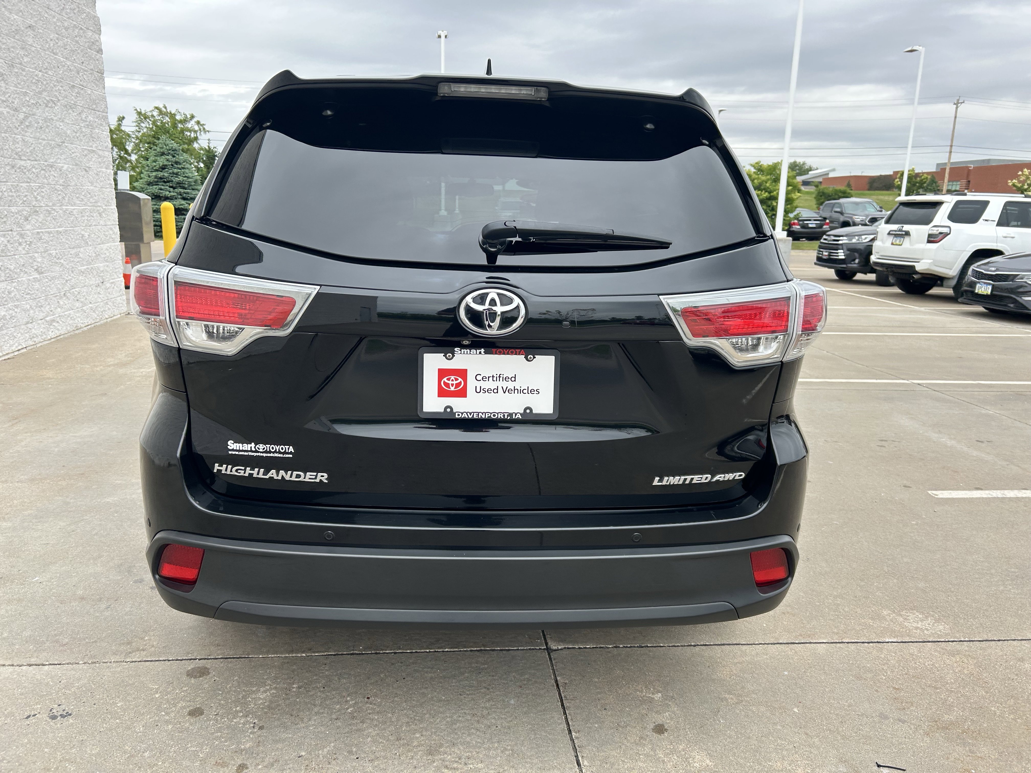 Used 2015 Toyota Highlander Limited AWD/4WD image 5