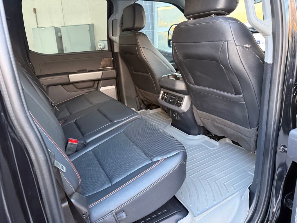 Used 2023 Ford F250 Lariat w/ Chrome Package image 23