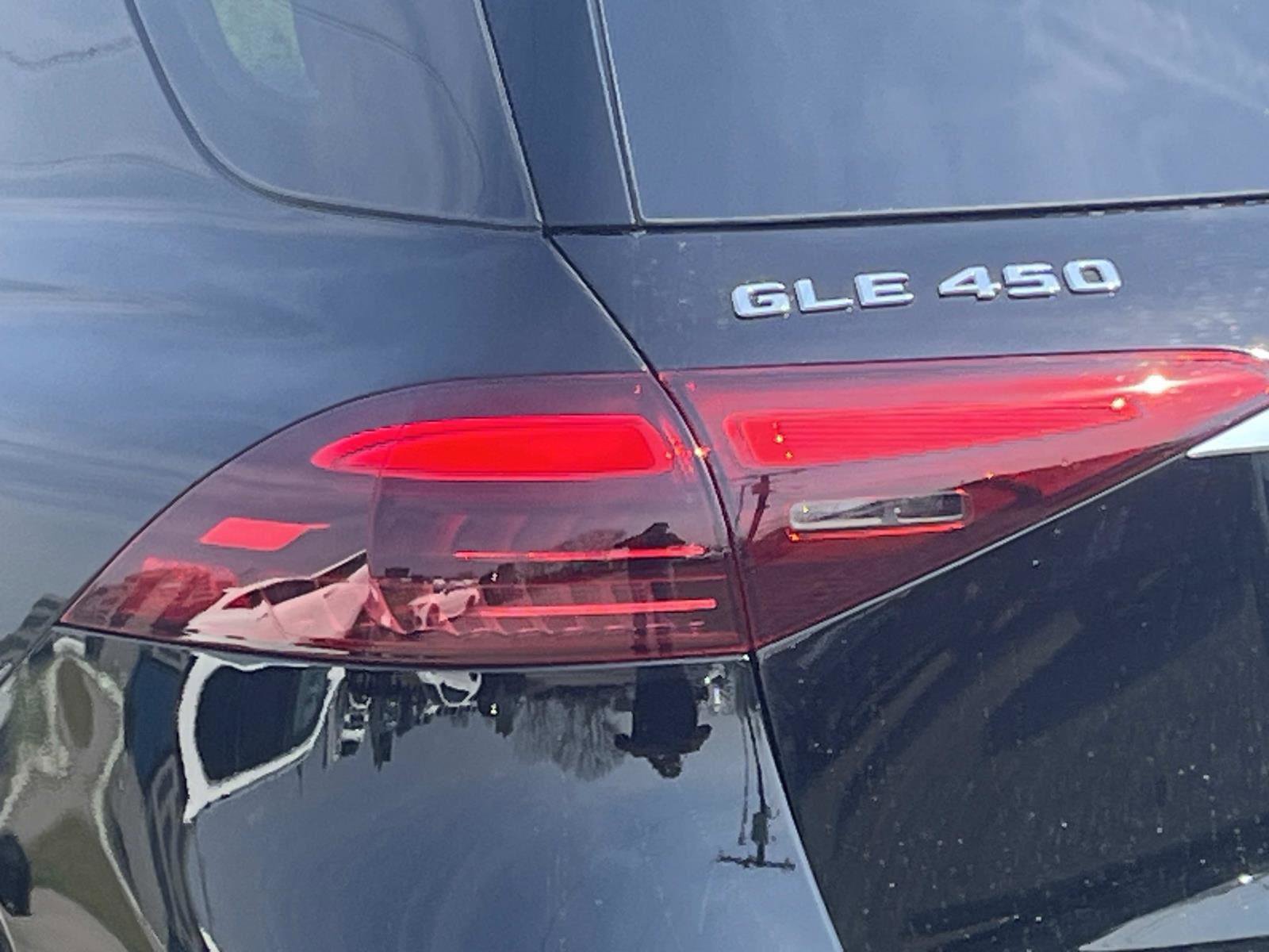 Certified 2025 Mercedes-Benz GLE 450 4MATIC image 10