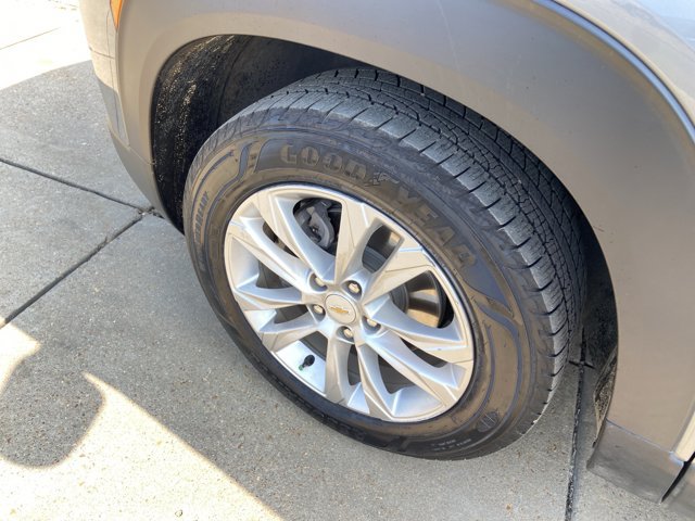 Used 2023 Chevrolet TrailBlazer LS FWD image 19