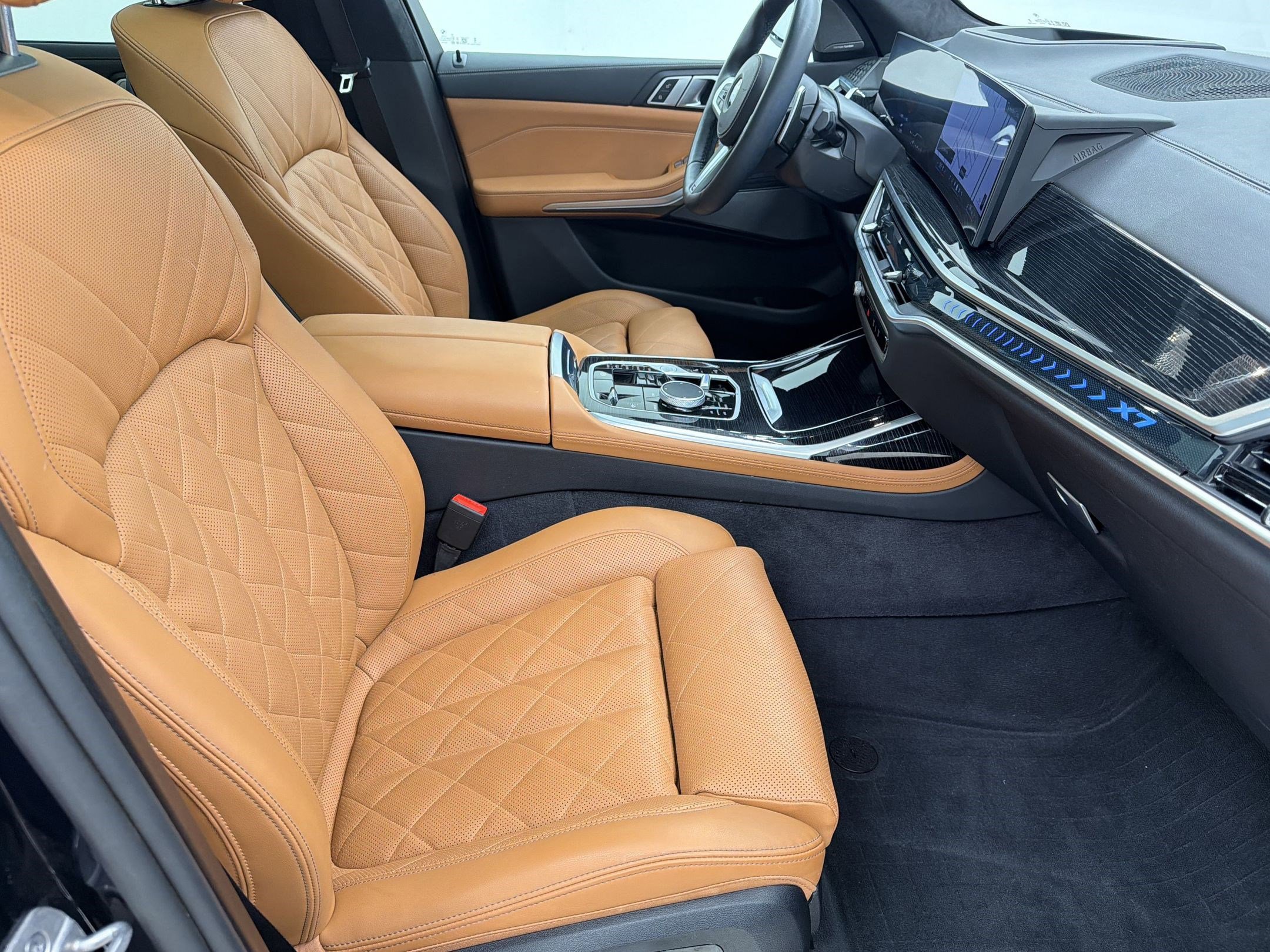 Certified 2025 BMW X7 xDrive40i w/ M Sport Package AWD/4WD image 29
