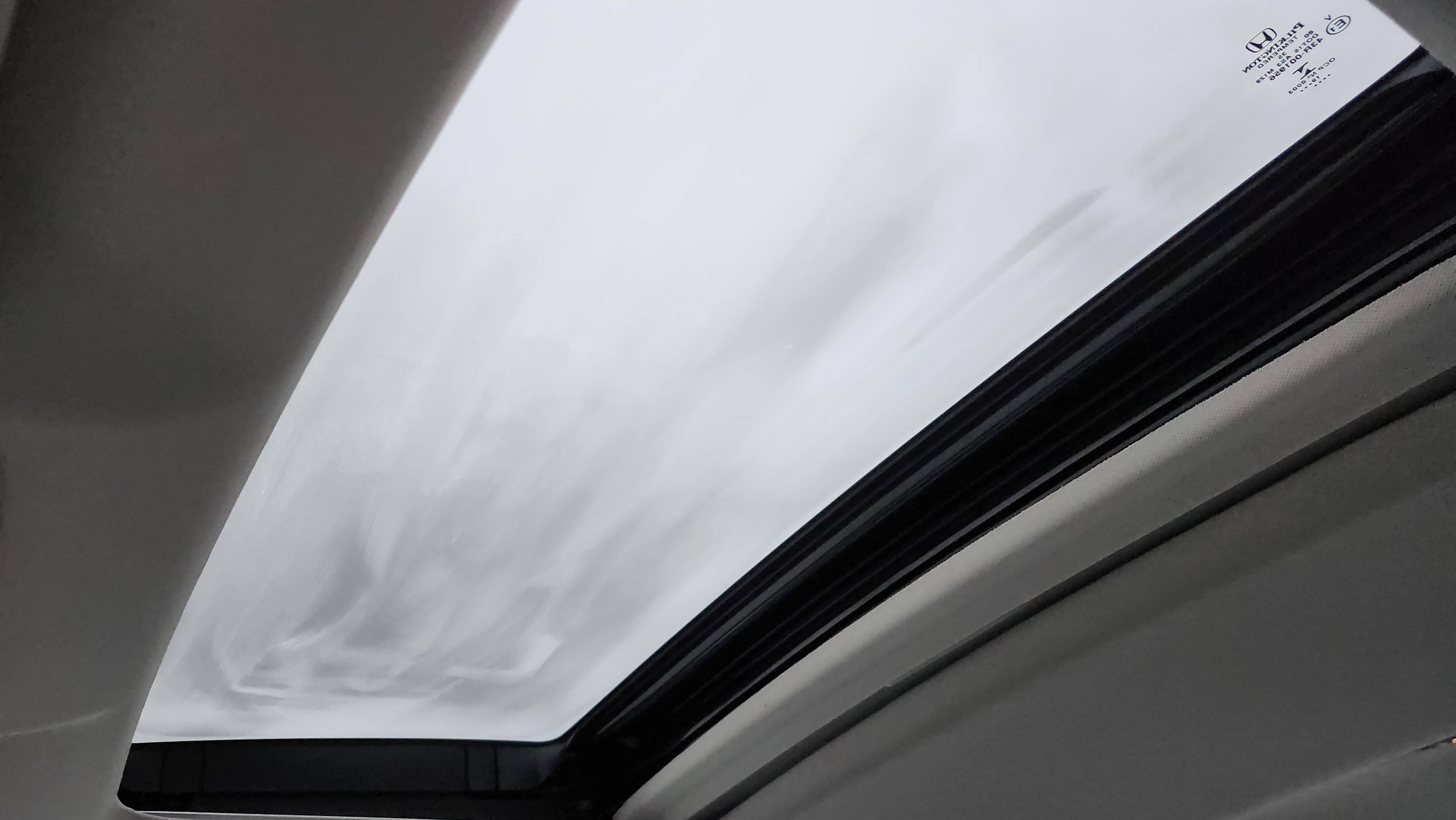 Used 2020 Honda Accord Touring image 2