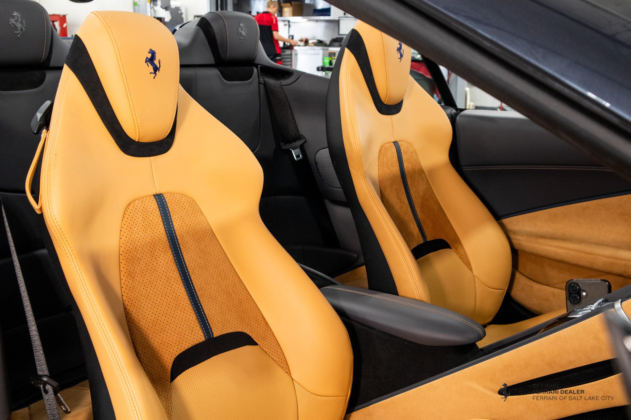 Used 2025 Ferrari Roma Spider RWD image 14