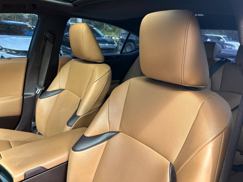 Used 2021 Lexus ES 350 w/ Accessory Package FWD image 20