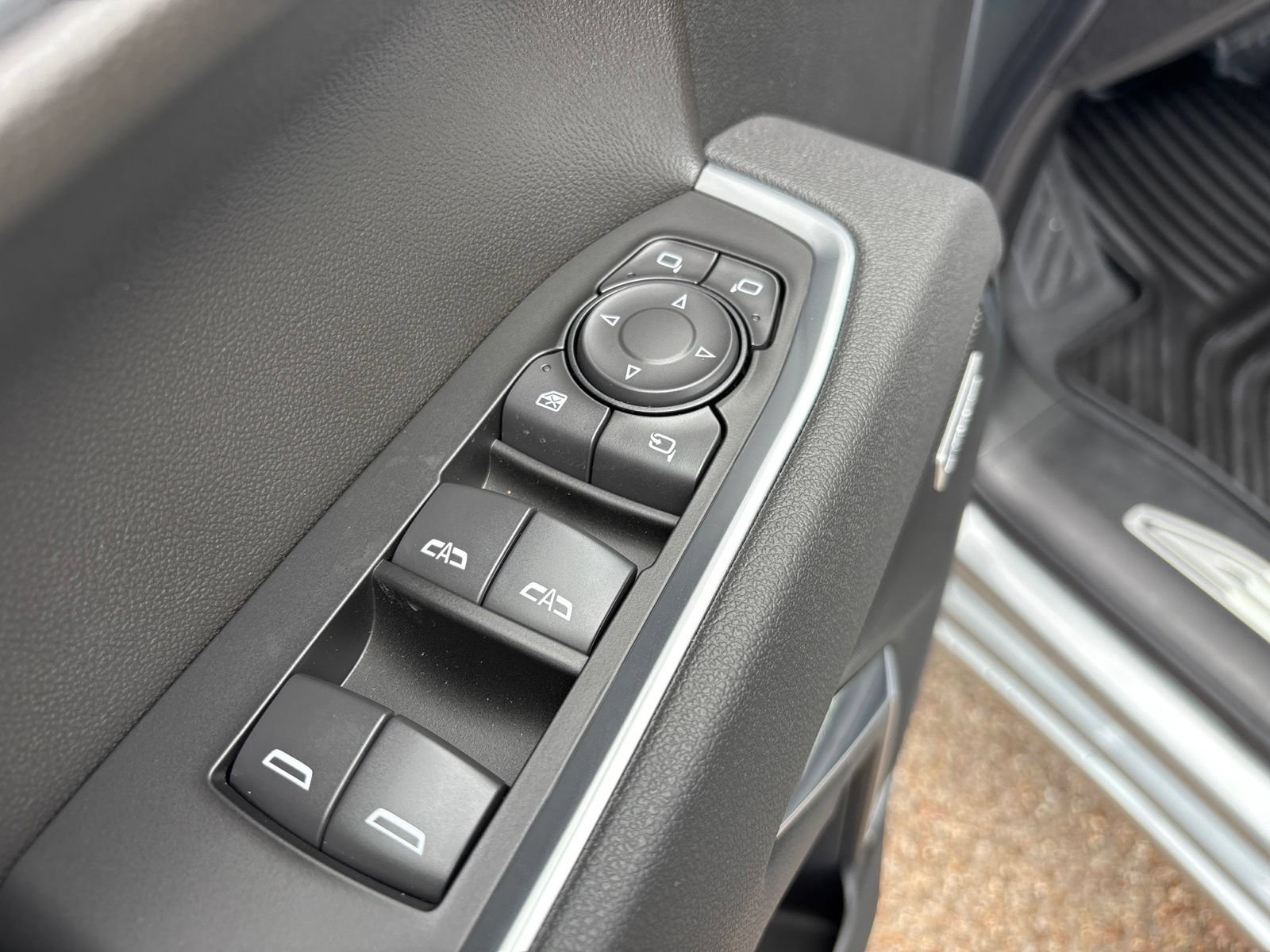New 2026 Chevrolet Silverado 1500 LTZ w/ LTZ Premium Texas Edition AWD/4WD image 12