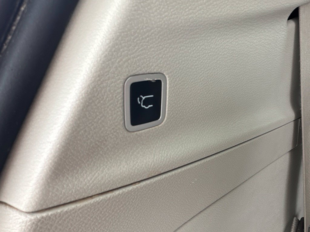 Used 2020 Chrysler Pacifica Touring-L Plus FWD image 25
