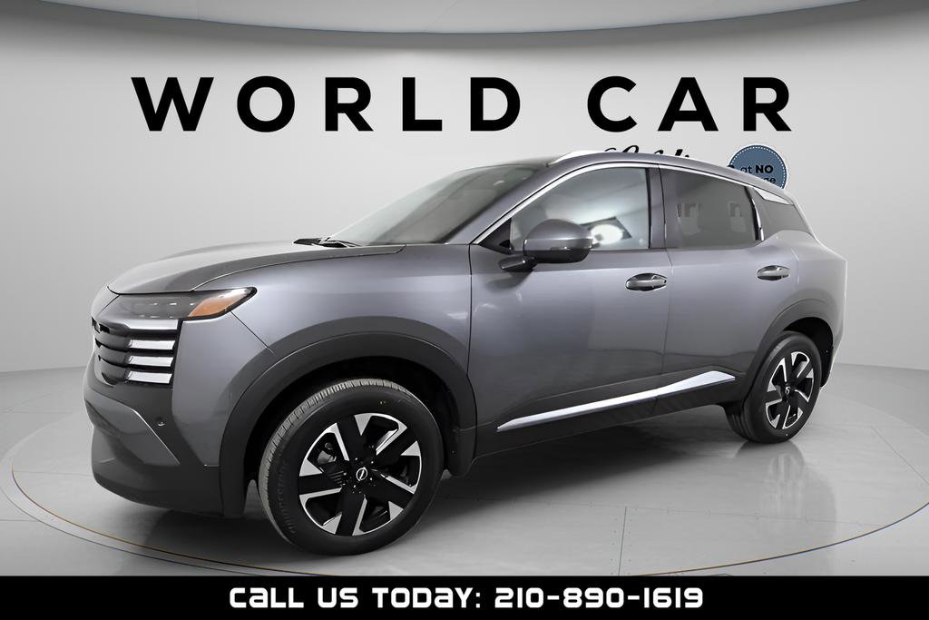 Used 2025 Nissan Kicks SR image 3