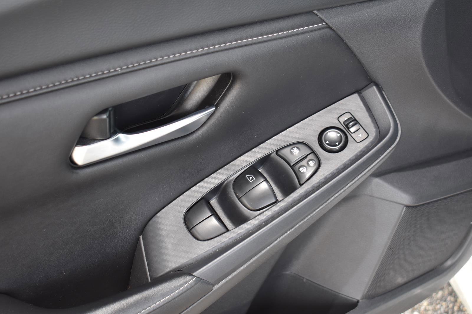 Used 2024 Nissan Sentra SV FWD image 22