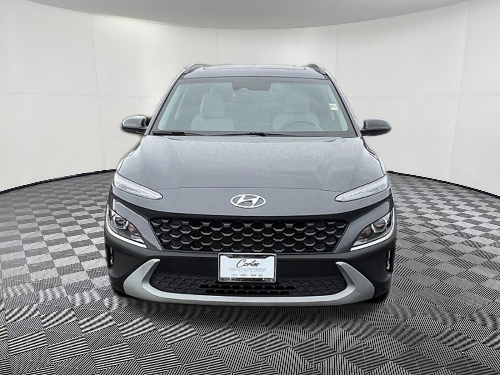 Used 2023 Hyundai Kona SEL w/ Convenience Package AWD/4WD image 2