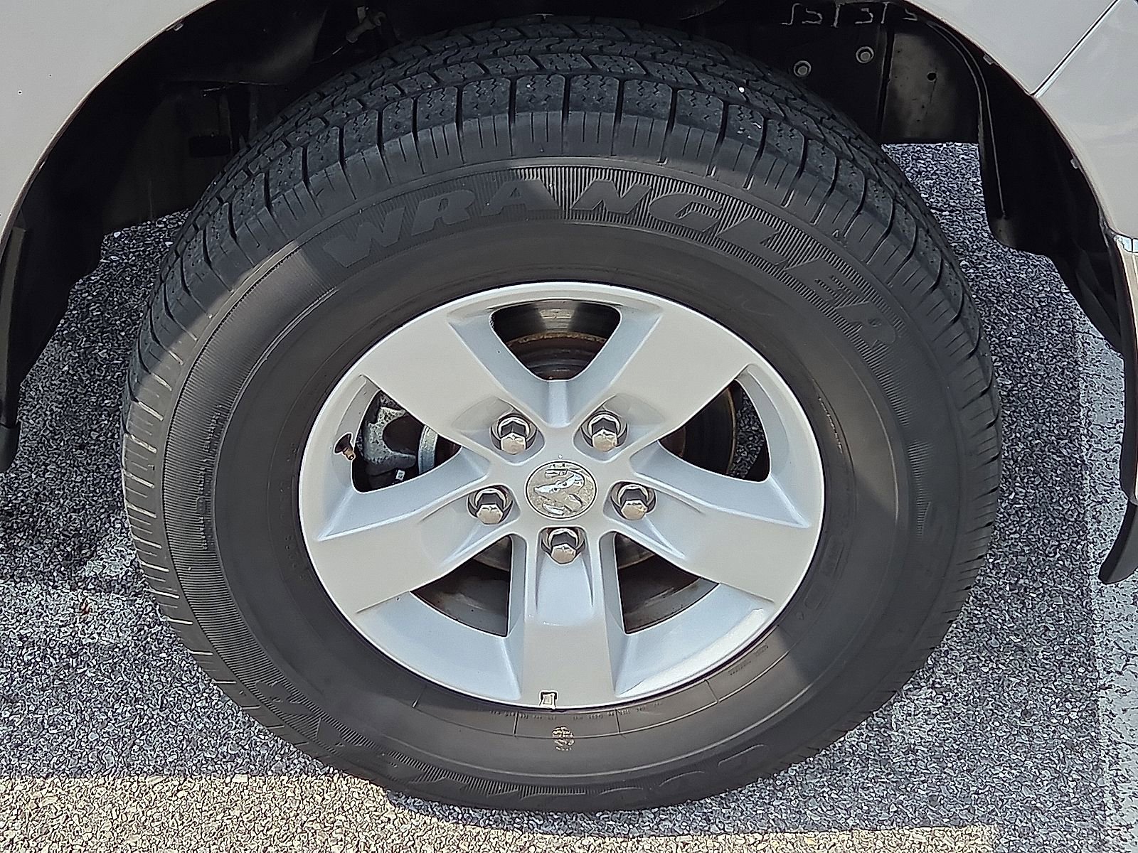 Used 2023 RAM 1500 Classic SLT w/ Trailer & Traction Group image 7