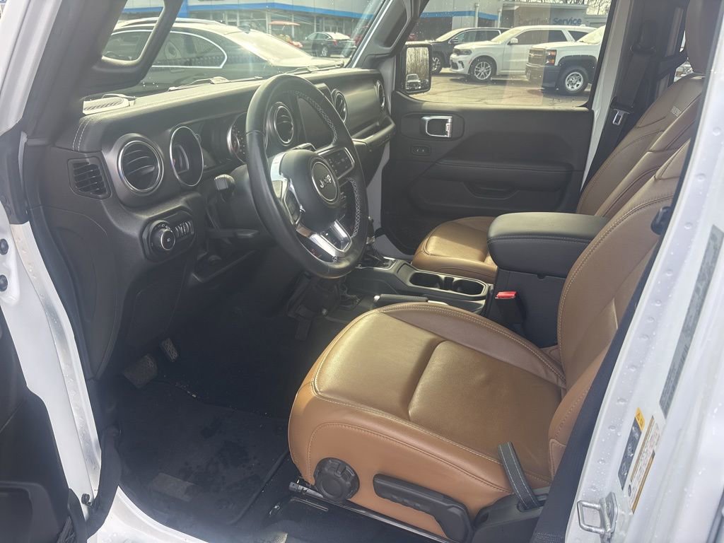 Used 2022 Jeep Wrangler Unlimited Rubicon w/ Steel Bumper Group image 14