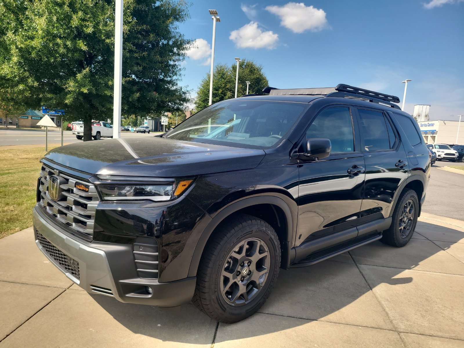 New 2026 Honda Pilot TrailSport image 7