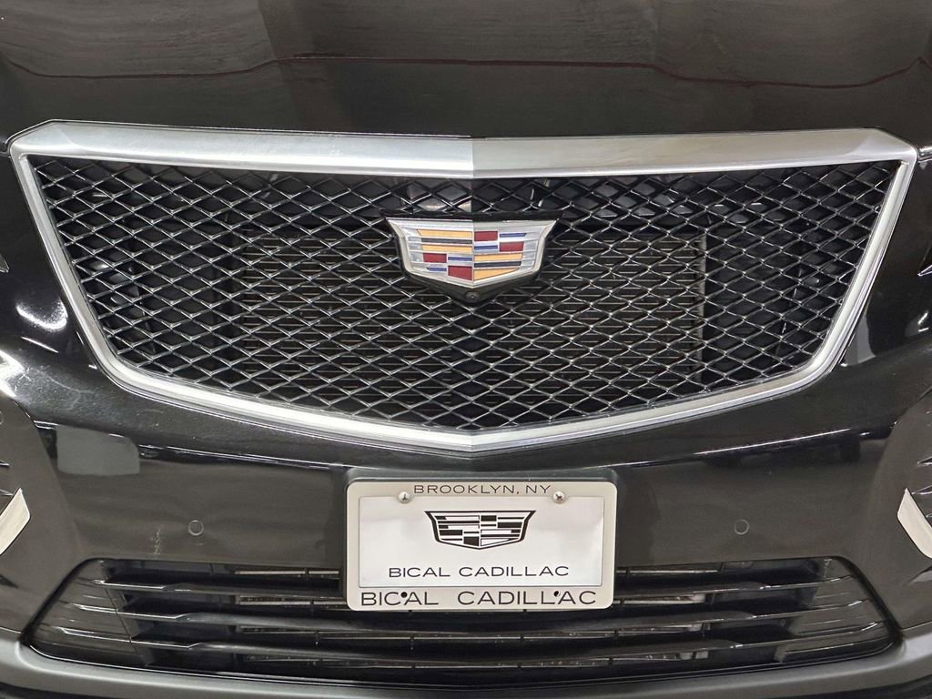 Used 2023 Cadillac XT5 Sportv w/ Technology Package image 9