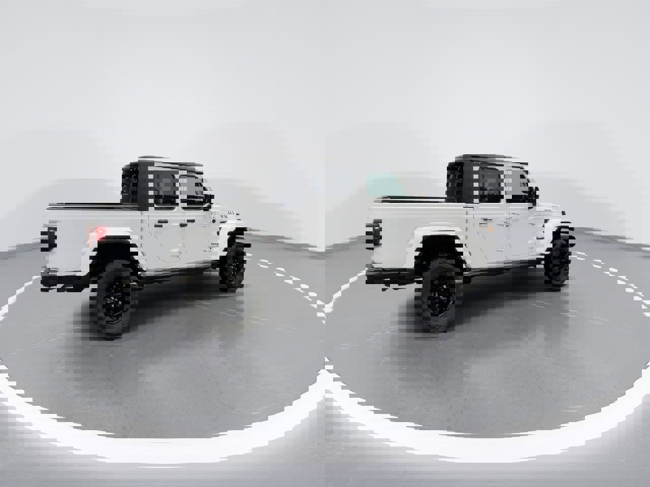 Used 2022 Jeep Gladiator Willys image 8