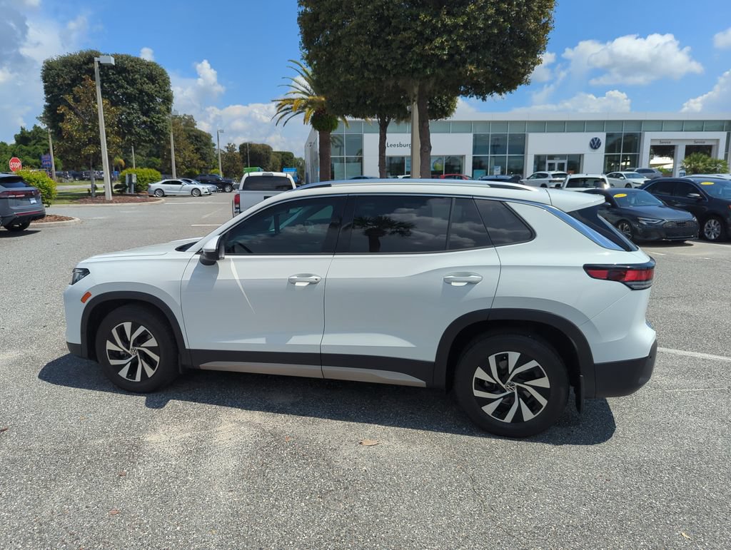 Used 2025 Volkswagen Tiguan S FWD image 10