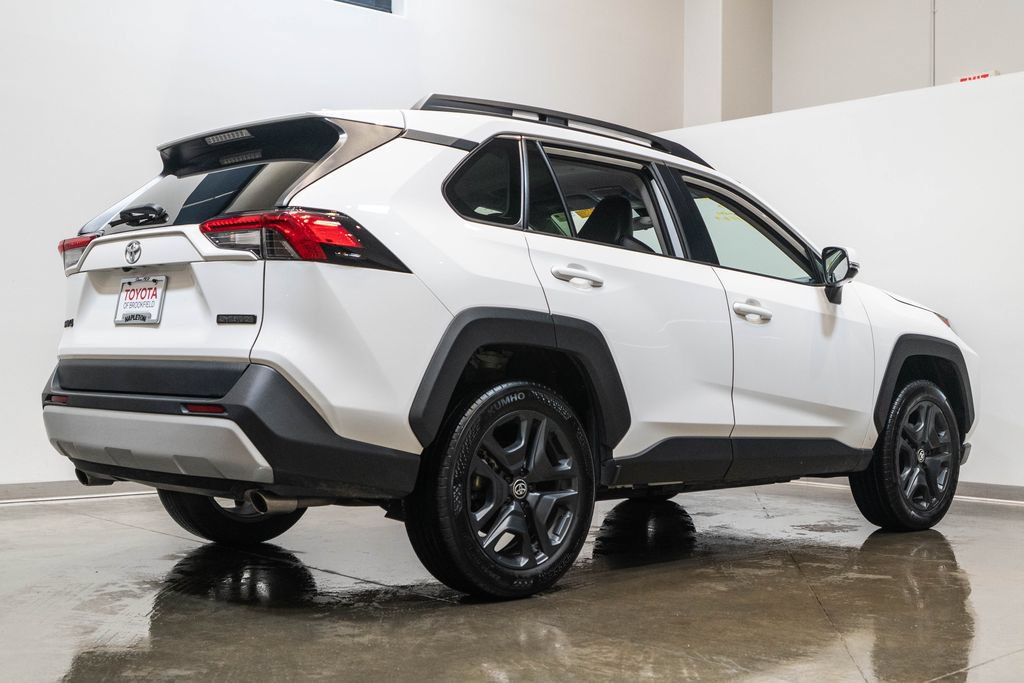 Used 2024 Toyota RAV4 Adventure AWD/4WD image 9