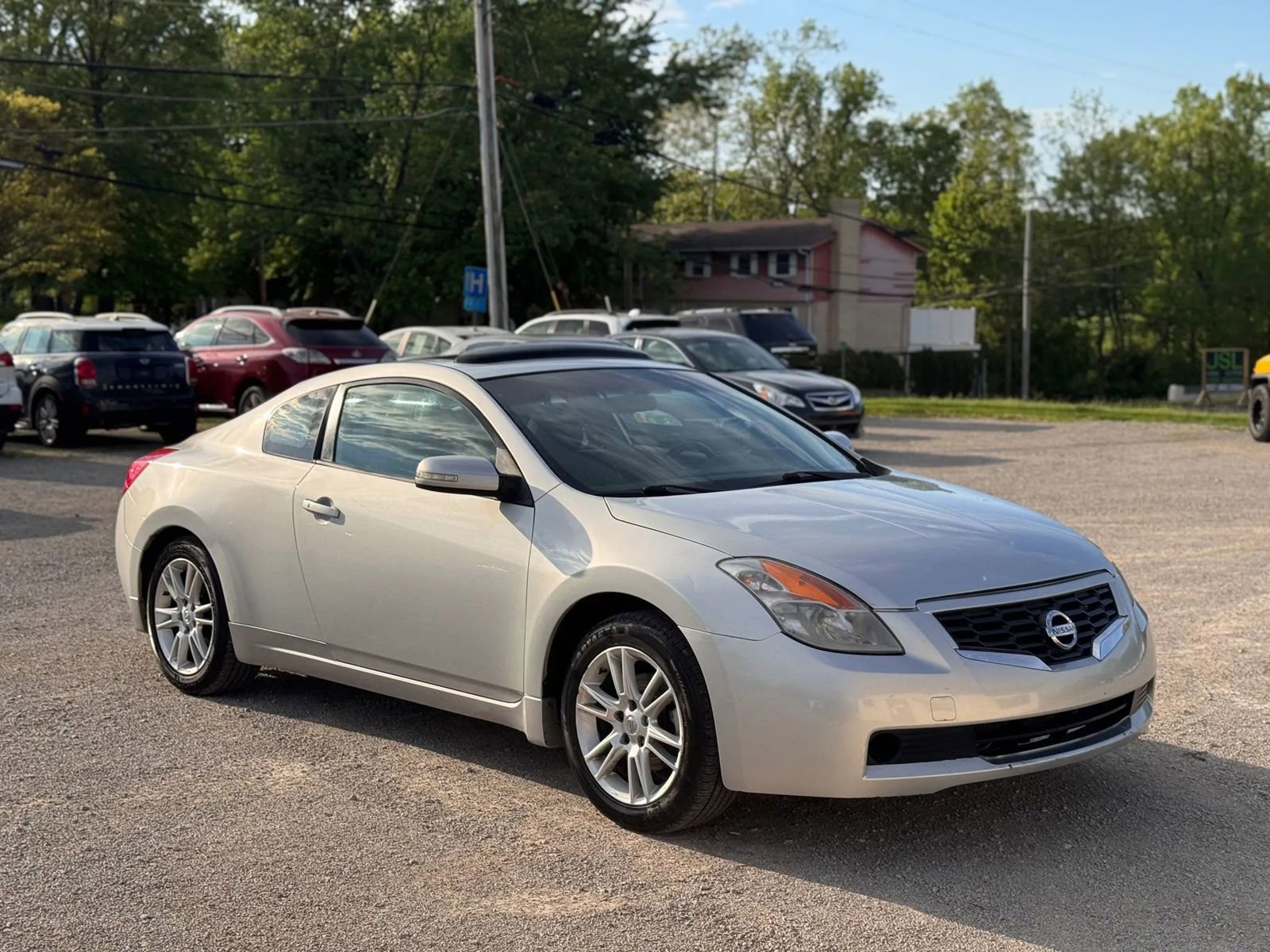 Used 2008 Nissan Altima 3.5 SE FWD image 5