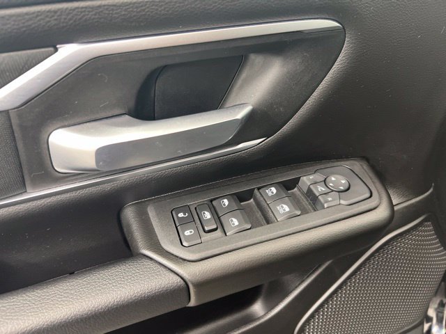 Used 2025 RAM 1500 Big Horn AWD/4WD image 13