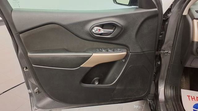 Used 2018 Jeep Cherokee Latitude image 14