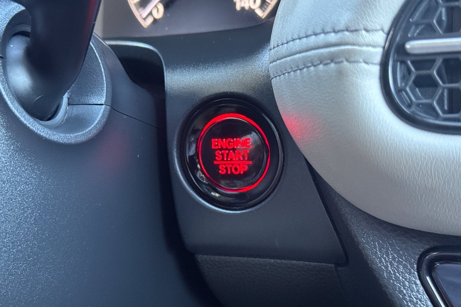 Certified 2025 Honda HR-V EX-L image 22